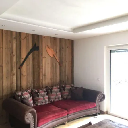 Chasa Chalur Appartement Fließ